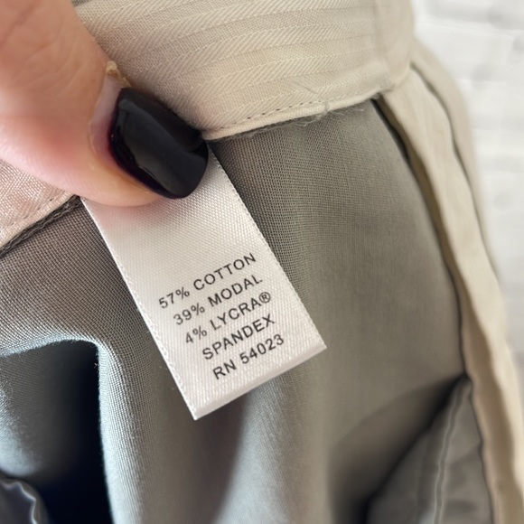 Banana Republic Jackson Fit 10 Long - Picture 5 of 6